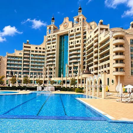 Sunset Resort- First Line & Pool - Private Ap Апартаменты